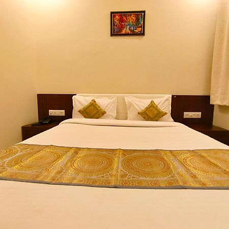 Hotel Veer Palace Near Udaipole Udaipur Eksteriør billede